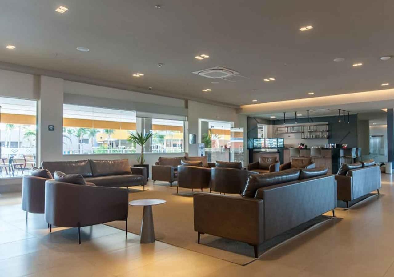 Enjoy Solar Das Aguas Park Resort Olímpia Exteriér fotografie The lounge at the airport