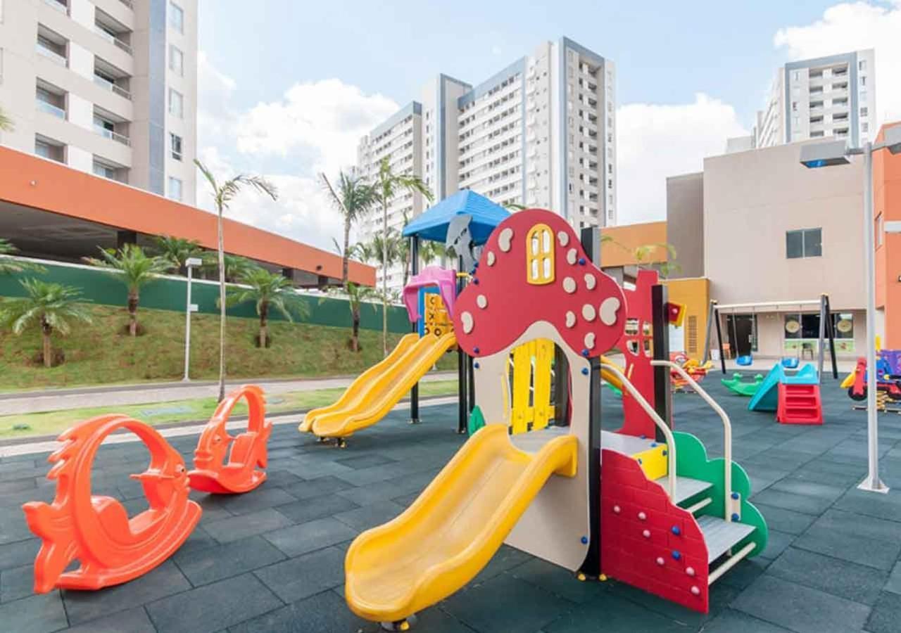 Enjoy Solar Das Aguas Park Resort Olímpia Exteriér fotografie Playground at the complex