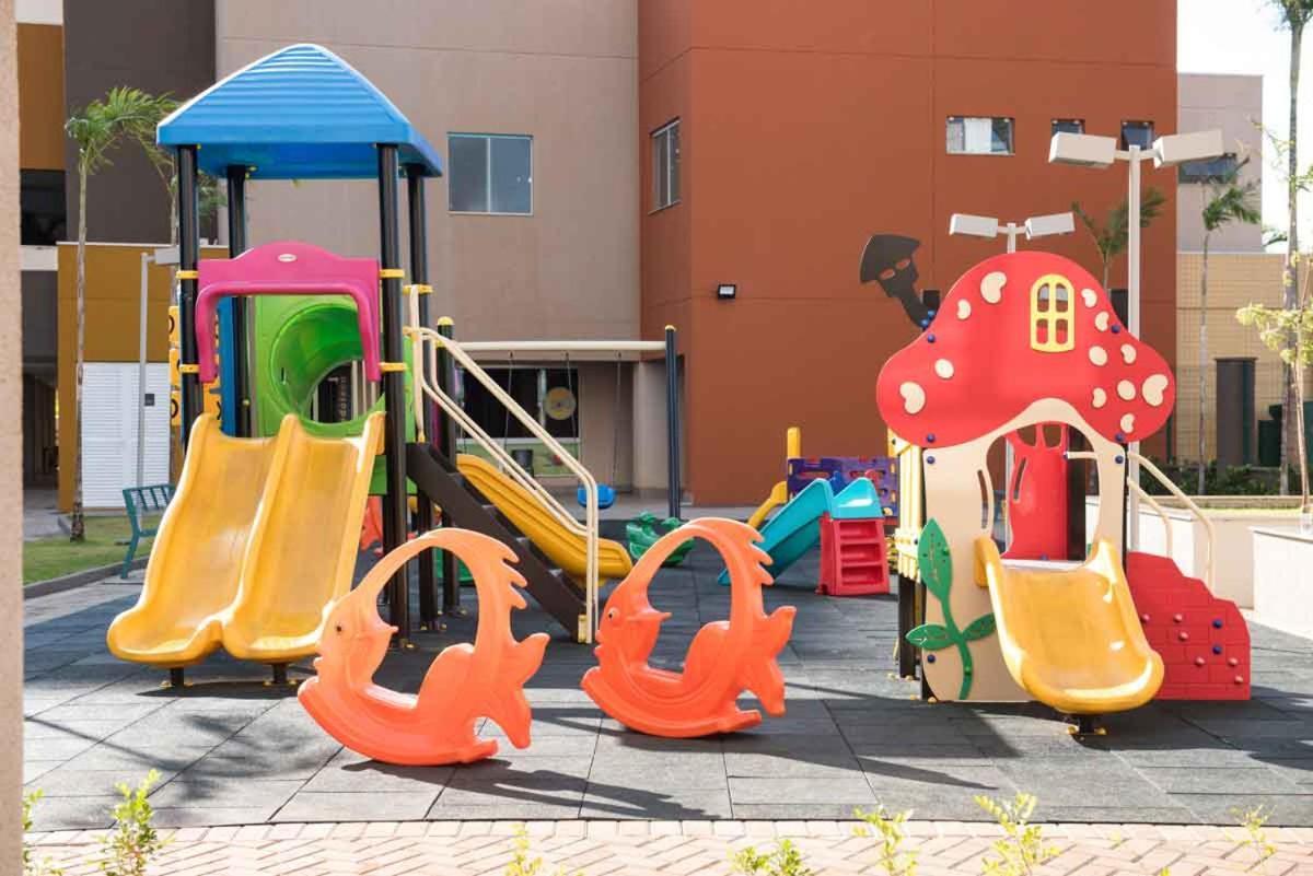 Enjoy Solar Das Aguas Park Resort Olímpia Exteriér fotografie Playground in a residential area