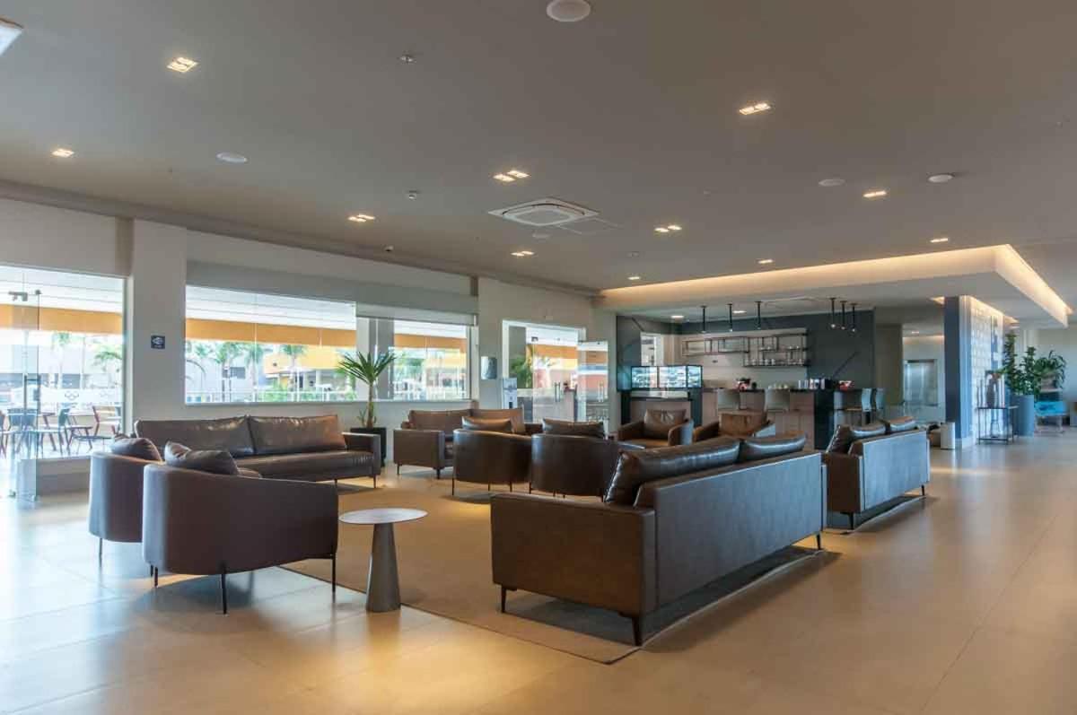 Enjoy Solar Das Aguas Park Resort Olímpia Exteriér fotografie The lounge at the airport